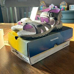 Shoes size 9 brand new